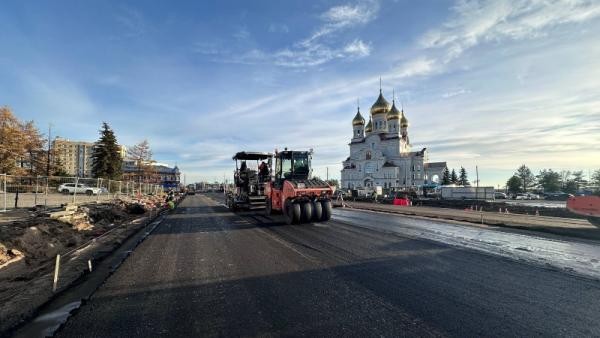 Архангельская «профсоюзная» площадь останется закрытой до середины ноября Архангельская «профсоюзная» площадь останется закрытой до середины ноября