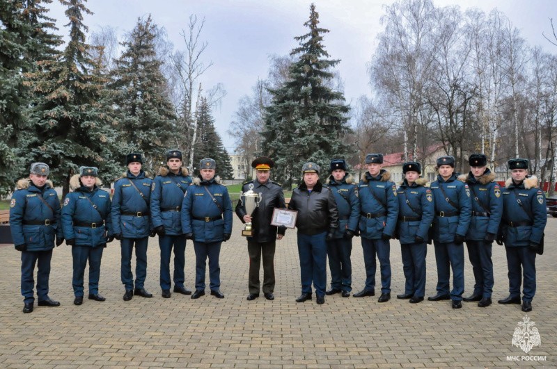 Парадный расчет Академии гражданской защиты МЧС России признан лучшим на Параде в честь 80-летия Победы