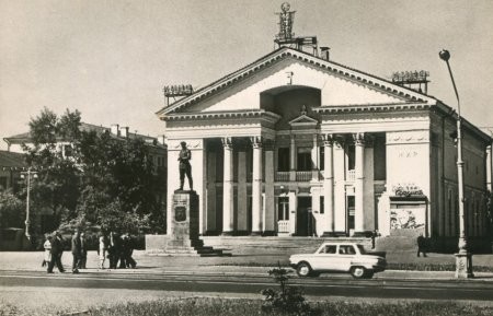 Миру - "Мир". День первого сеанса в легендарном архангельском кинотеатре