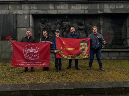 Без Гревцова