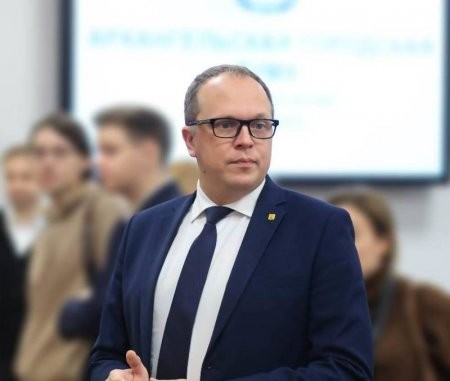 Многодетный отец, говорящий на английском. Дмитрий Морев собирает команду