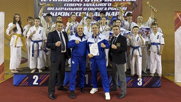 Юные архангельские каратисты взошли на пьедестал по итогам окружного турнира 