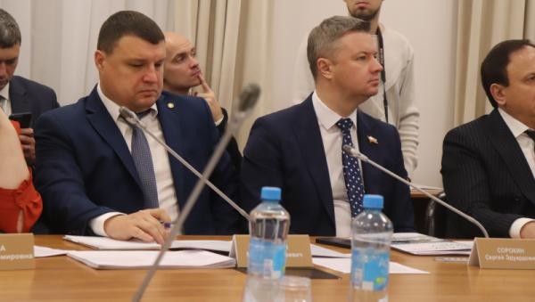 Дефицитный бюджет Архангельска рассмотрят в окончательном чтении под занавес года 