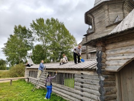 В Кенозерском национальном парке идет ремонт культурного достояния