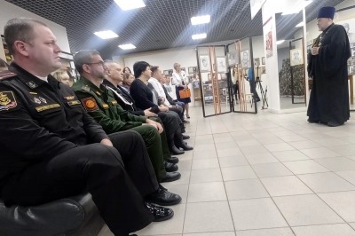 «Тихий, но искренний знак уважения». Священник Антоний Власов выступил на вернисаже выставки портретов защитников Отечества «Тихий, но искренний знак уважения». Священник Антоний Власов выступил на вернисаже выставки портретов защитников Отечества