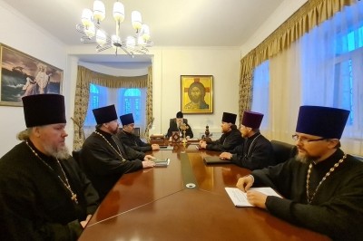 Митрополит Корнилий возглавил совещание в епархиальном управлении 