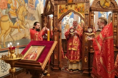 Митрополит Корнилий совершил Божественную литургию в праздник святой великомученицы Варвары Митрополит Корнилий совершил Божественную литургию в праздник святой великомученицы Варвары