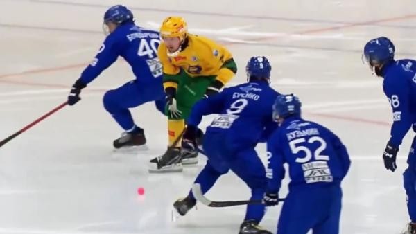 Архангельский «Водник» завершил год боевой ничьей с обладателем Кубка России Архангельский «Водник» завершил год боевой ничьей с обладателем Кубка России