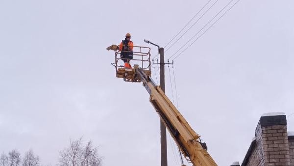 От окраин к центру: в Архангельске стартовала масштабная замена уличного освещения От окраин к центру: в Архангельске стартовала масштабная замена уличного освещения