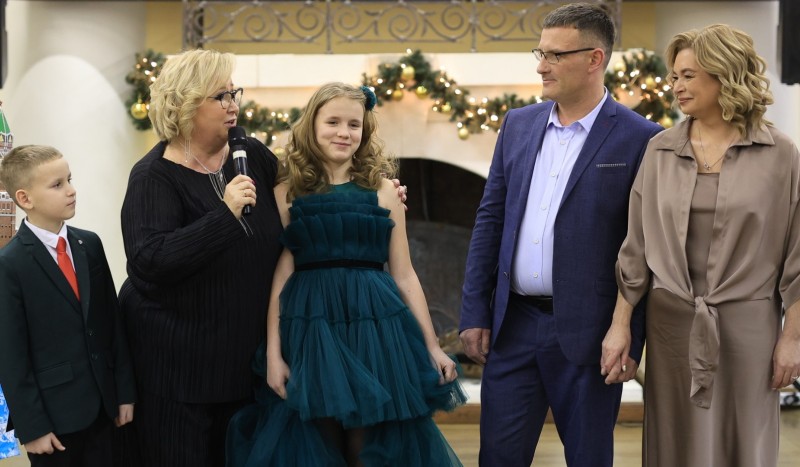 Конкурс «Мечты сбываются» помог брату и сестре из Коношского детского дома обрести семью Конкурс «Мечты сбываются» помог брату и сестре из Коношского детского дома обрести семью