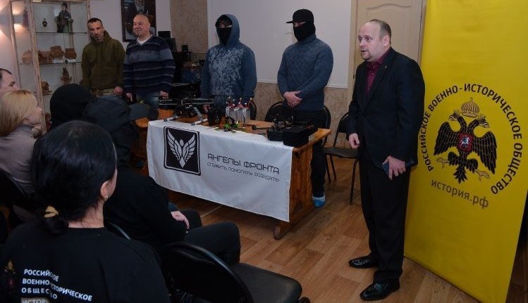 Ветераны архангельского спецназа Росгвардии стали участниками встречи со старшеклассниками поселковой школы Ветераны архангельского спецназа Росгвардии стали участниками встречи со старшеклассниками поселковой школы