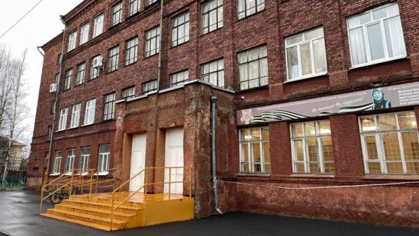 Глава Архангельска раскрыл список учебных заведений, которые ждет капремонт Глава Архангельска раскрыл список учебных заведений, которые ждет капремонт