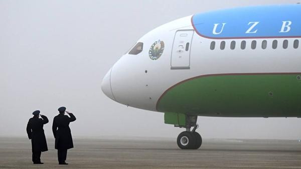 Пролетевший над Поморьем американский «Боинг» оказался самолетом главы Узбекистана Пролетевший над Поморьем американский «Боинг» оказался самолетом главы Узбекистана