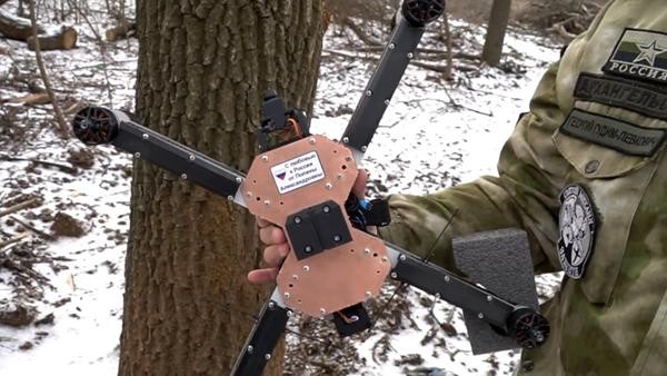 Дроны, изготовленные в Архангельске, регулярно отправляют в зону СВО Дроны, изготовленные в Архангельске, регулярно отправляют в зону СВО