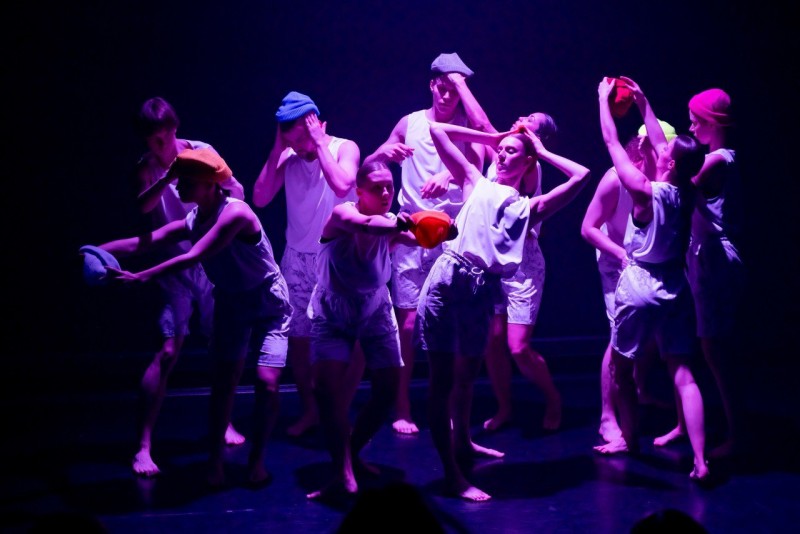 В Архангельске представят пластический спектакль «Художник про/за Север» В Архангельске представят пластический спектакль «Художник про/за Север»