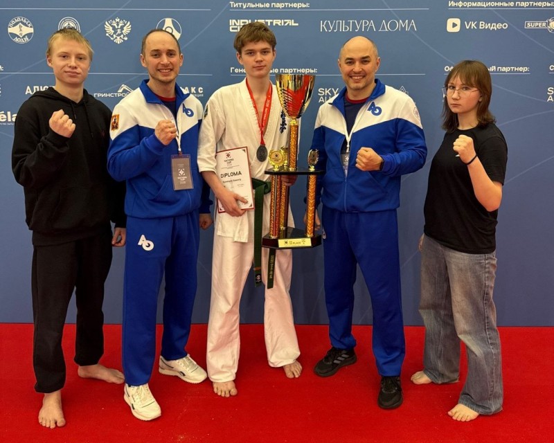 Каратист из Поморья Никита Кузнецов стал серебряным призером международного турнира Каратист из Поморья Никита Кузнецов стал серебряным призером международного турнира