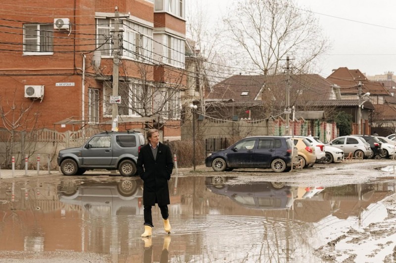 «Его родила наша судебная система». Как краснодарский микрорайон Музыкальный прославился на всю страну — его даже власти называют гетто «Его родила наша судебная система». Как краснодарский микрорайон Музыкальный прославился на всю страну — его даже власти называют гетто