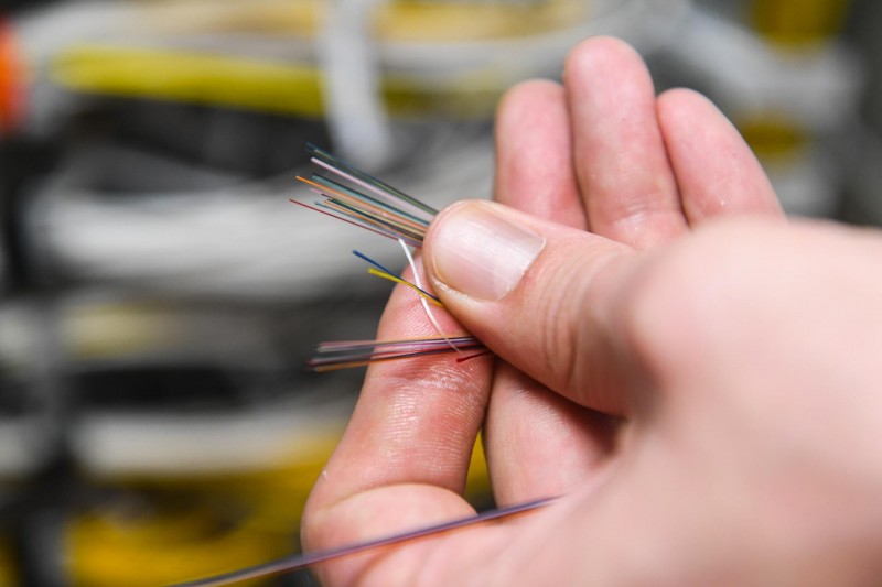 Китайская игла. Как бум ИИ и дронов оставил Россию без своего оптоволокна и взвинтил цены на него в 5 раз Китайская игла. Как бум ИИ и дронов оставил Россию без своего оптоволокна и взвинтил цены на него в 5 раз