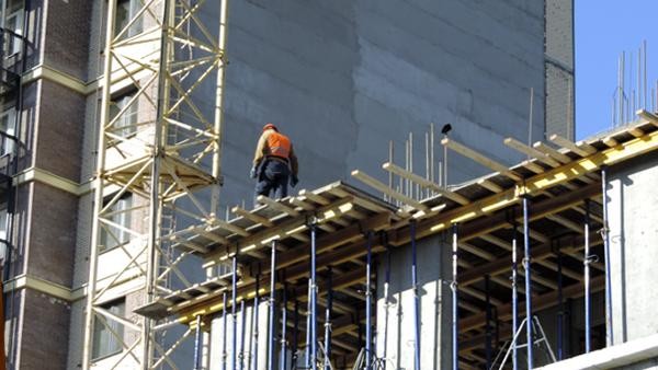 Виновнику трагедии на «красноармейской» стройке в Архангельске вынесли приговор Виновнику трагедии на «красноармейской» стройке в Архангельске вынесли приговор