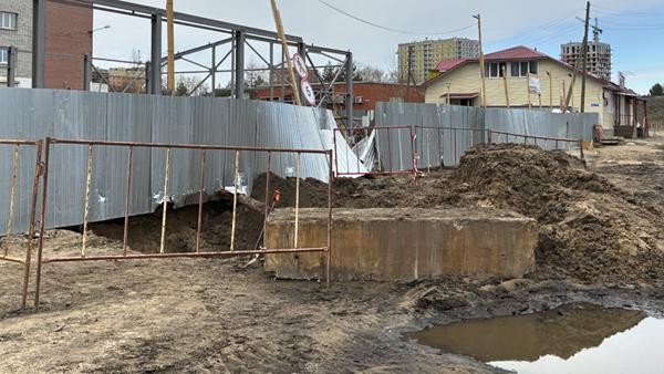 В Архангельске приступили к устранению коммунального ЧП на Московском проспекте В Архангельске приступили к устранению коммунального ЧП на Московском проспекте