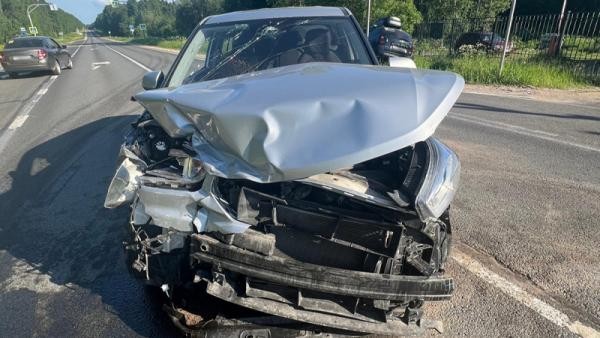 Ребенок и женщина попали в больницу после аварии под Архангельском Ребенок и женщина попали в больницу после аварии под Архангельском