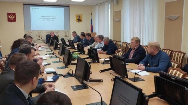 Глава Архангельска назвал предварительную дату подачи тепла в жилые дома Глава Архангельска назвал предварительную дату подачи тепла в жилые дома