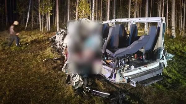 В Поморье устанавливают обстоятельства ДТП с 13-ю погибшими, включая троих детей В Поморье устанавливают обстоятельства ДТП с 13-ю погибшими, включая троих детей
