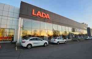 Продажи автомобилей LADA в Петербурге выросли на 27%