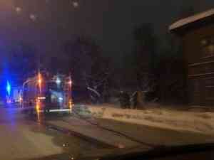 Вечер с огоньком: в Архангельске горели двухэтажный дом и автомобиль