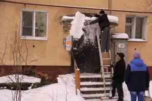 МЧС информирует: возможны обрушения крыш из-за обильного снега