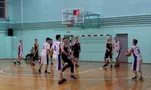 В Коряжме состоялись игры муниципального этапа Чемпионата школьной лиги КЭС-баскет