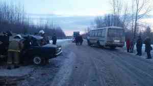 Водитель «семёрки» погиб при столкновении с рейсовым автобусом 