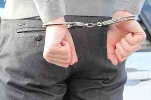 Полиция задержала в Вельске 18-летнего парня с наркотиками