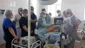 Хирурги второй архангельской поликлиники применяют современные методы лечения варикоза
