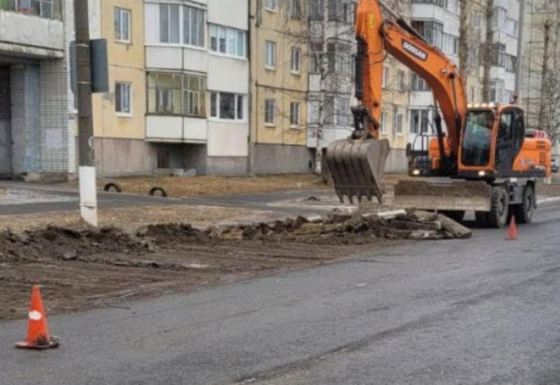 В Северодвинске на улице Октябрьской начался ремонт дороги