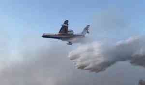 Авиация МЧС России продолжает тушение природных пожаров в Курганской области