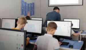 В Архангельске продолжается набор в Компьютерную академию «Top»
