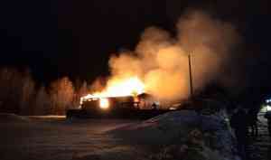 Вот оно чё, Михалыч: огонь уничтожил гостевой дом в Онеге