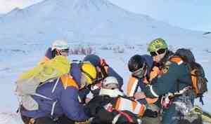 МЧС России призывает к бдительности во время зимнего отдыха в горах