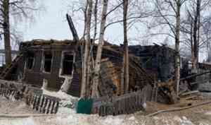 Ночью в Архангельске при пожаре погиб мужчина