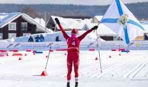 Наталья Непряева завоевала золото «Чемпионских высот» в масс-старте на 30 км