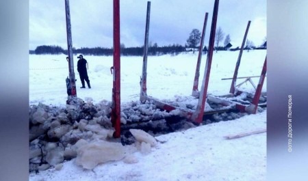 За разрушенную ледовую переправу на реке Онеге перевозчик заплатит 350 тысяч рублей