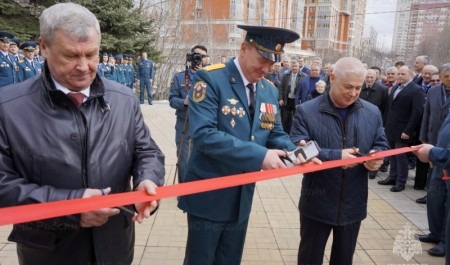 Ряд Специальных подразделений ФПС МЧС России отметили 50-летний юбилей