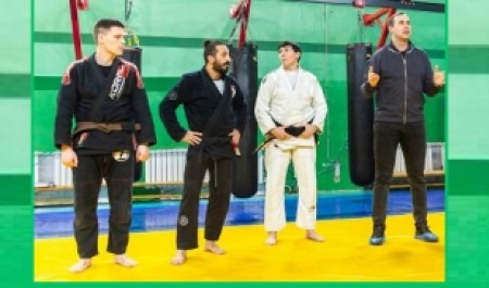 Бразильский тренер по джиу-джитсу месяц вёл сборы в Поморье