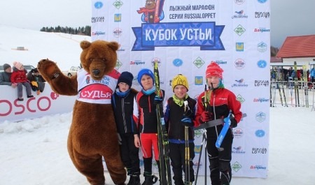 В юбилейном Кубке Устьи участвуют более тысячи спортсменов и любителей лыжного спорта России 