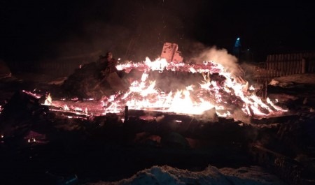 Два человека сгорели заживо во сне! В Архангельской области будут судить мужчину, подозреваемого в поджоге и убийстве