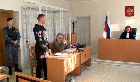 Сегодня Ломоносовский суд Архангельска избрал меру пресечения Андрею Блощинскому