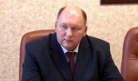 Ранее судимый экс-глава Красноборского округа Владимир Рудаков подозревается в очередном преступлении