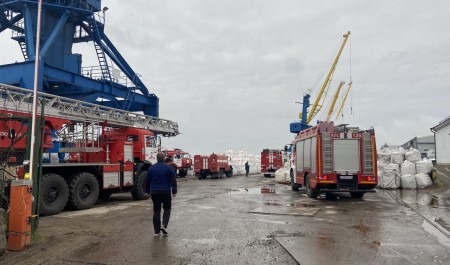 В Маймаксанском округе Архангельска произошел пожар на рыбзаводе 