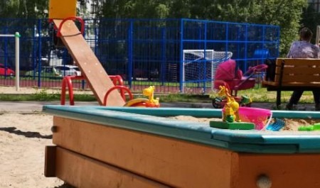 Четыре детские площадки в Северодвинске признали непригодными для использования